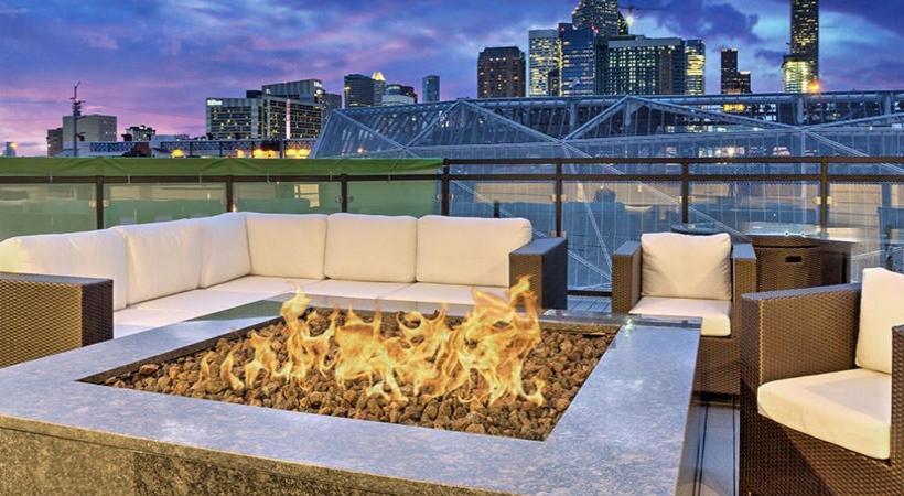 Downtown Houston Deluxe King Suite With Spa Amenities, Pool And Free Parking Exterior foto